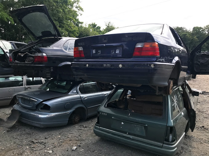 Aperçu des activités de la casse automobile ROSNY AUTO PIECES située à ROSNY-SUR-SEINE (78710)